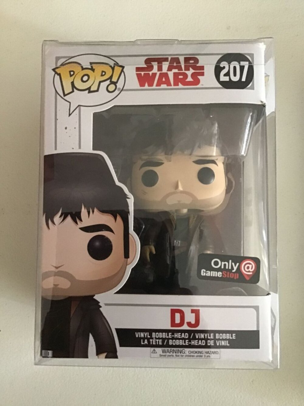 Funko Pop! Star Wars DJ #207 GameStop Exclusive Vinyl Figure Last Jedi Protector